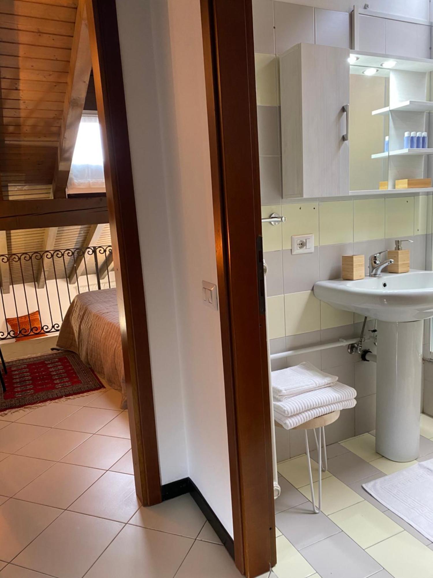 Apartament La Mansardina Di San Leonardo Bergamo Zewnętrze zdjęcie